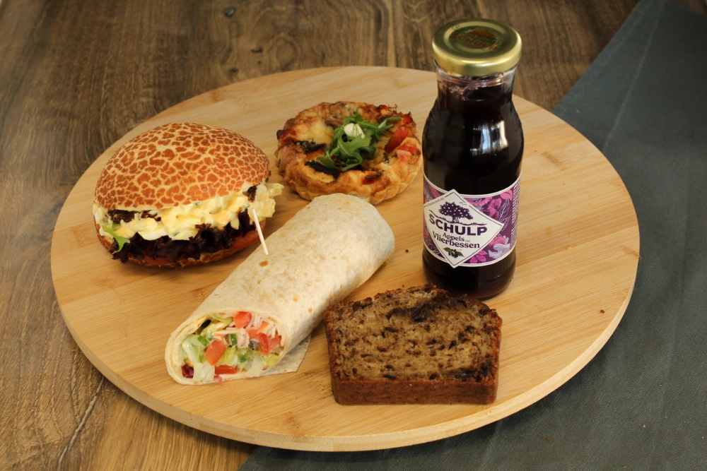 Signature lunch Signature lunch